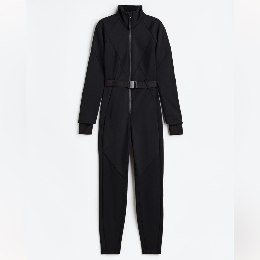 Water repellent ski suit